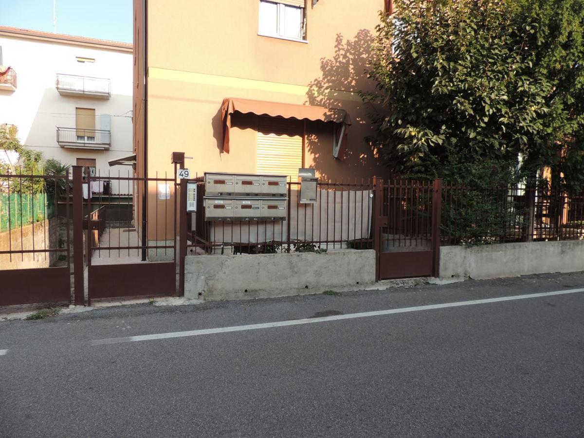 Apartamento Appa49 Vicino Ospedale Borgo Roma, Fiera E Univr Verona Exterior foto
